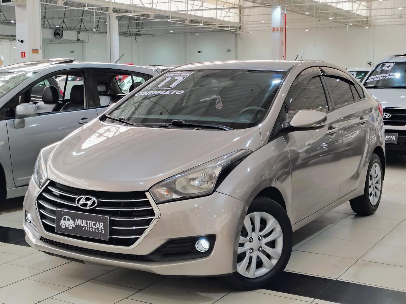 HYUNDAI HB20