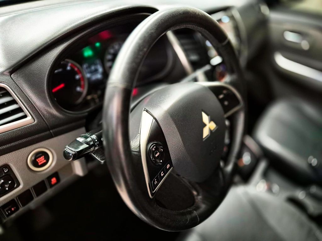 L200 TRITON 2.4 16V TURBO SPORT HPE-S CD 4X4