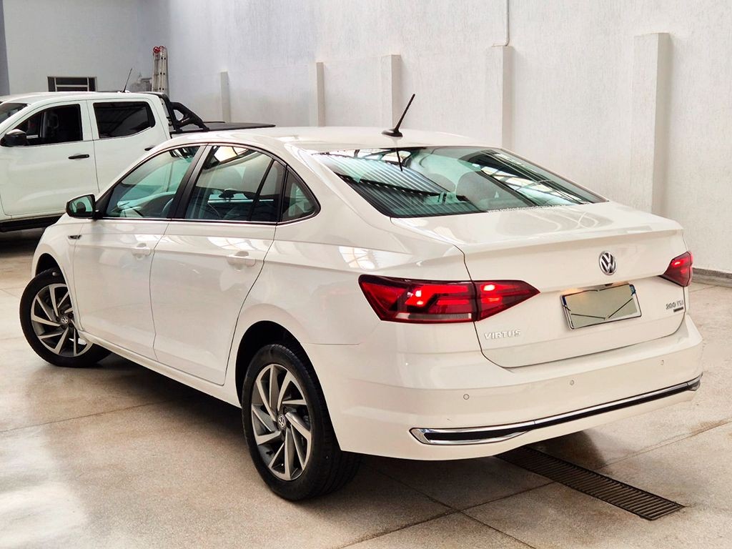 VIRTUS 1.0 200 TSI HIGHLINE