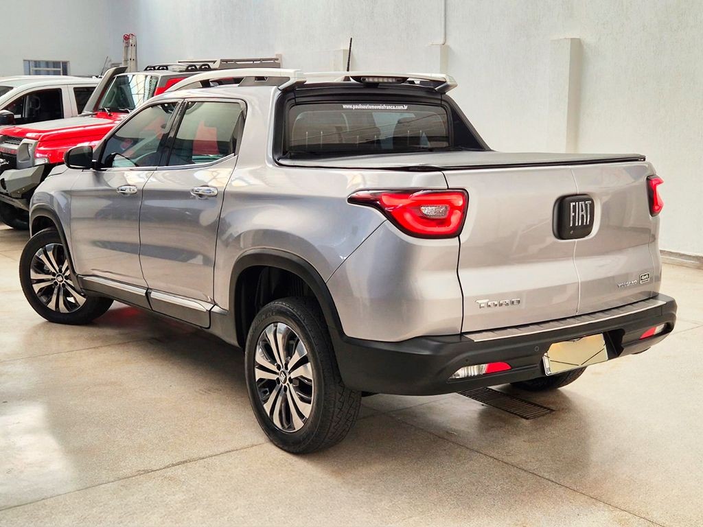 TORO 2.0 16V TURBO VOLCANO 4WD AT9