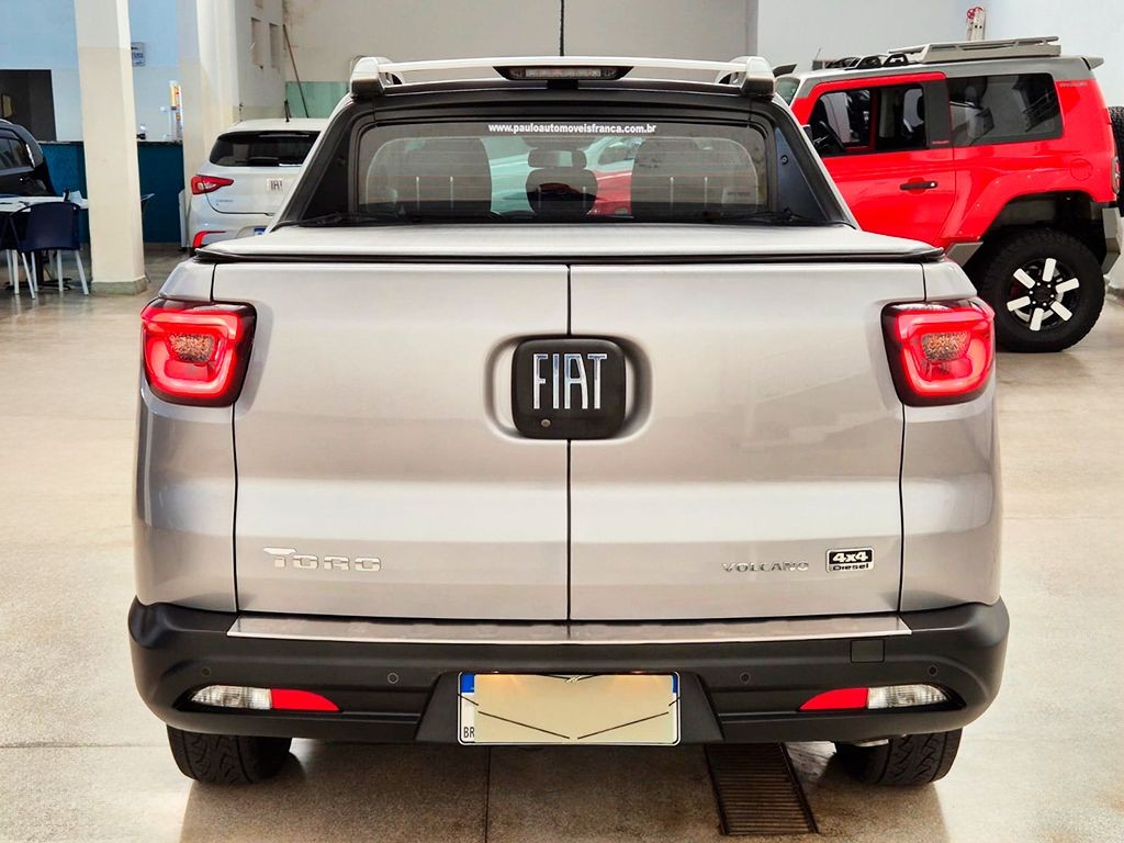 TORO 2.0 16V TURBO VOLCANO 4WD AT9