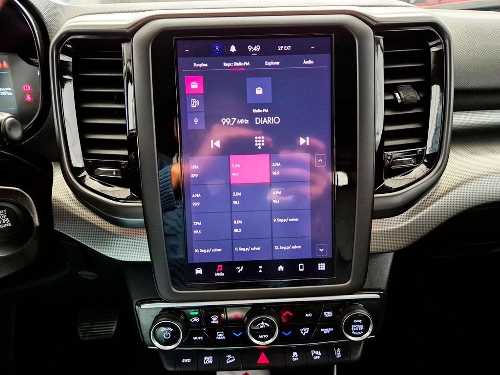 TORO 2.0 16V TURBO VOLCANO 4WD AT9