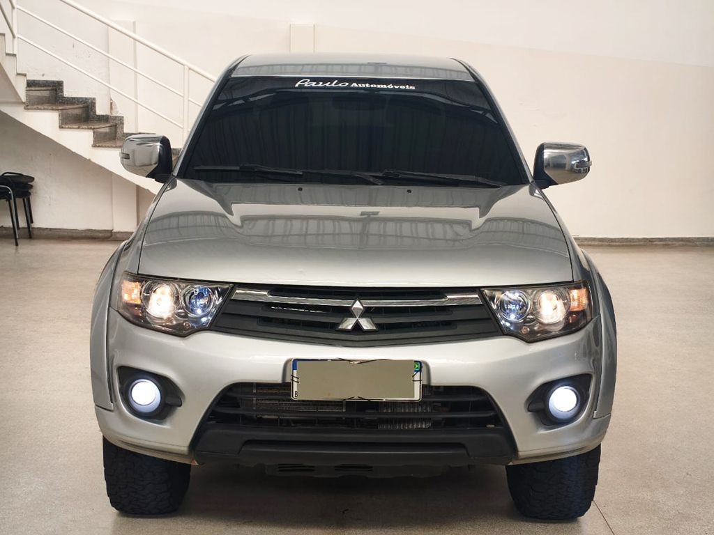 MITSUBISHI L200 TRITON