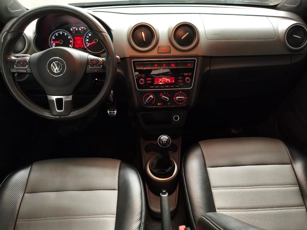 VOLKSWAGEN SAVEIRO