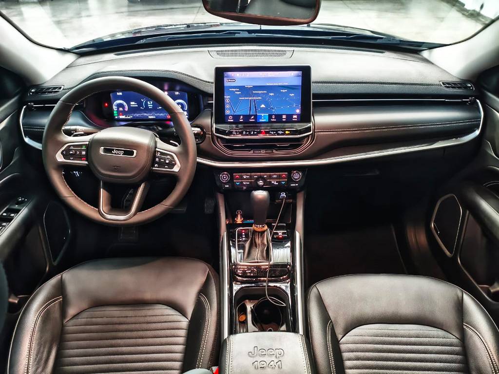 JEEP COMMANDER