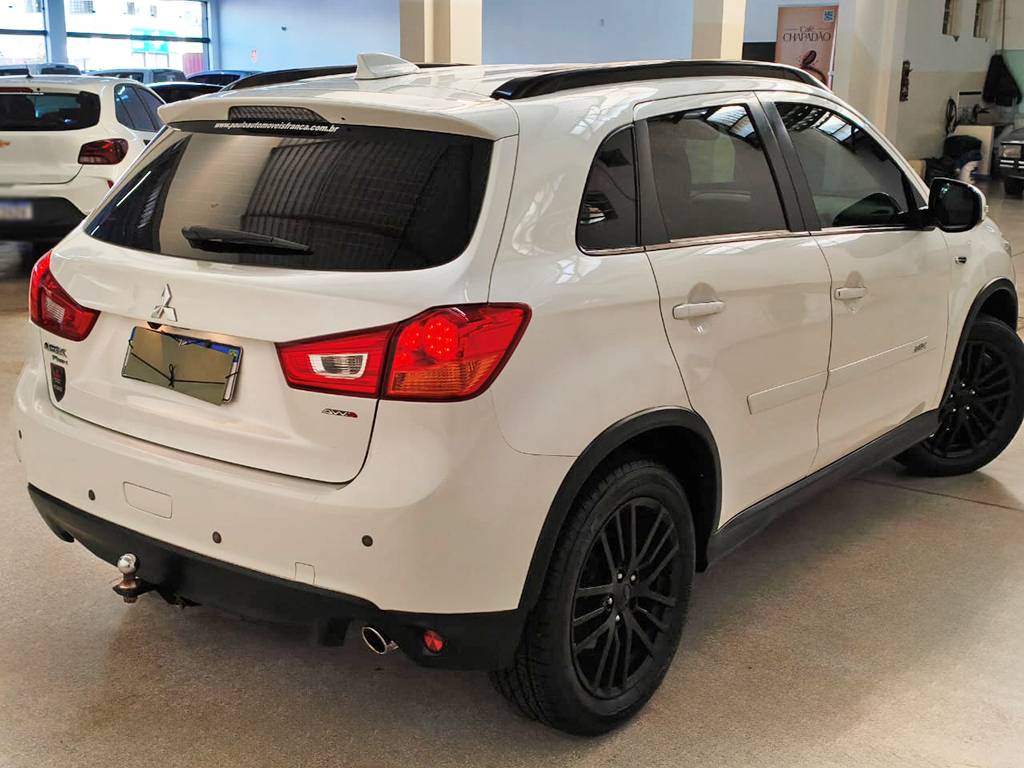MITSUBISHI ASX