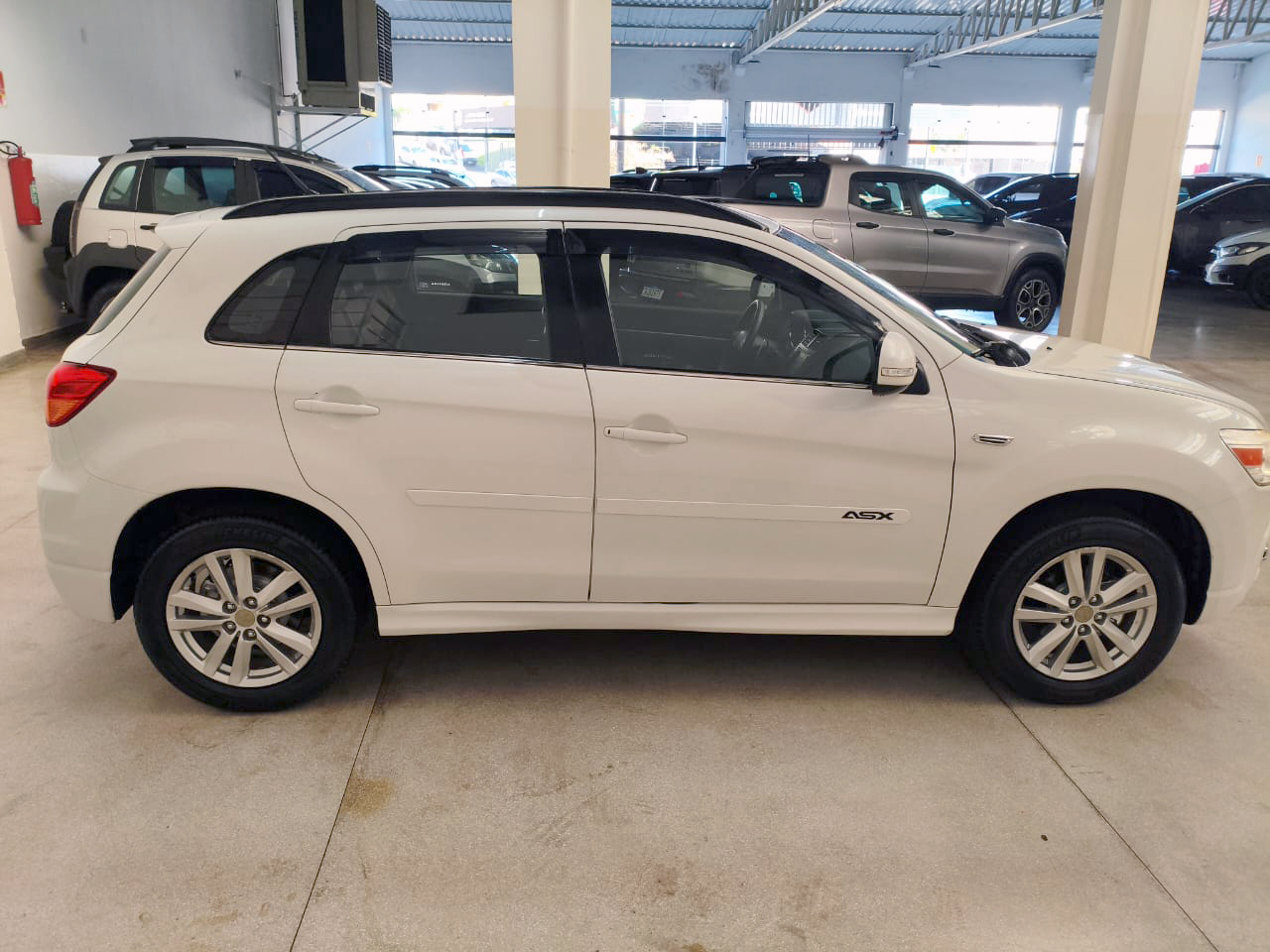 MITSUBISHI ASX
