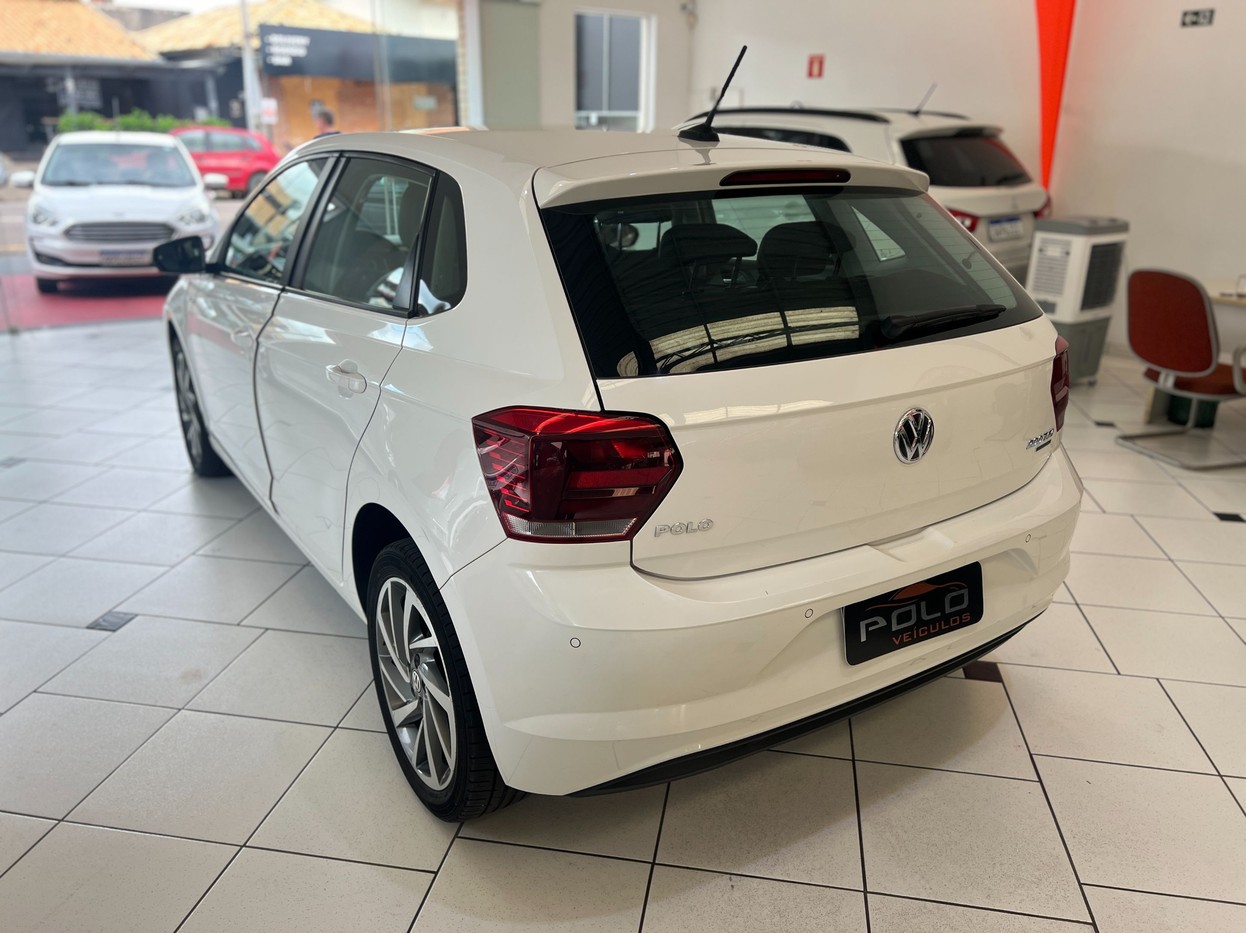 VOLKSWAGEN POLO 1.0 200 TSI HIGHLINE