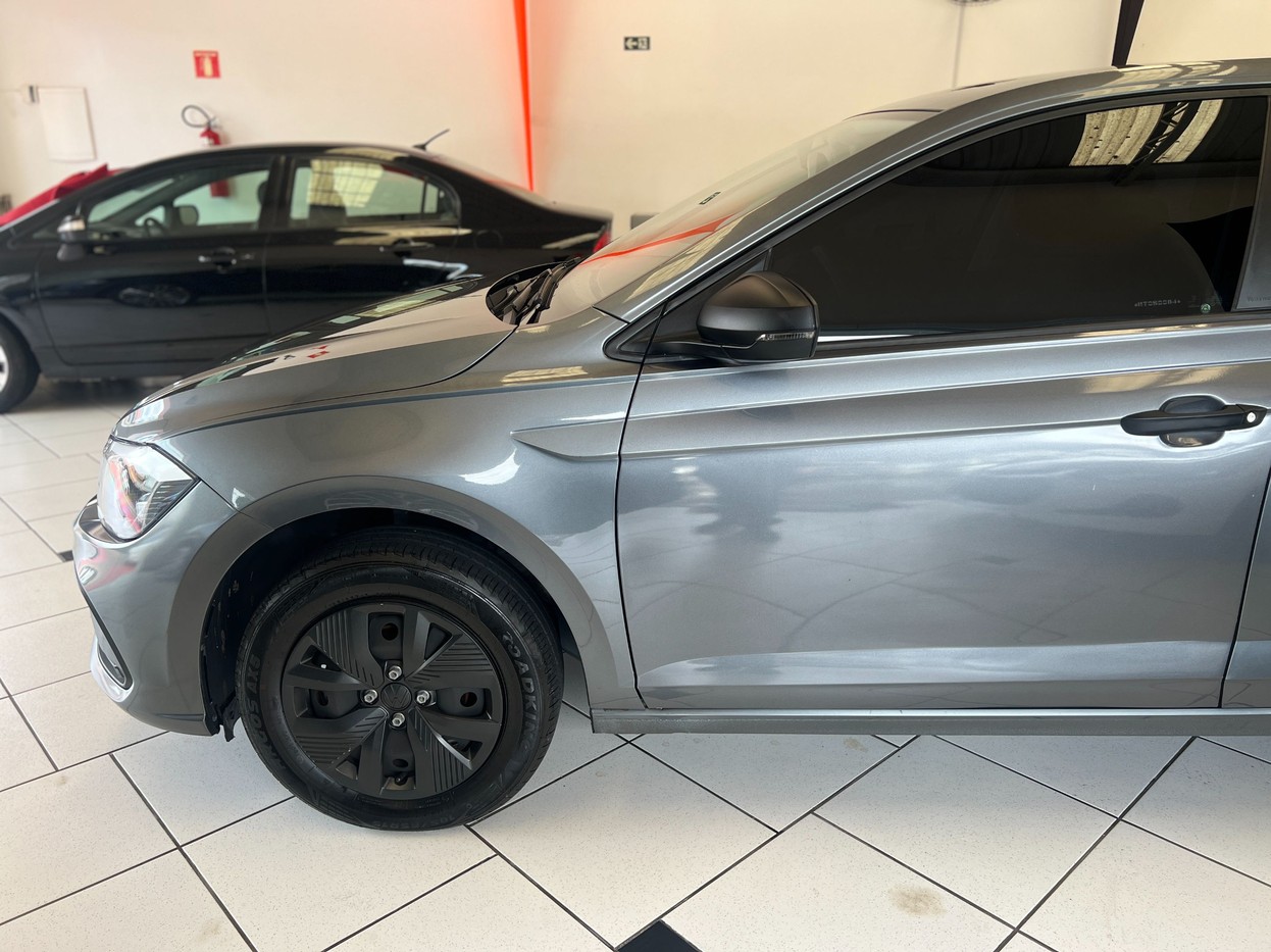 VOLKSWAGEN POLO 1.0 MPI TRACK