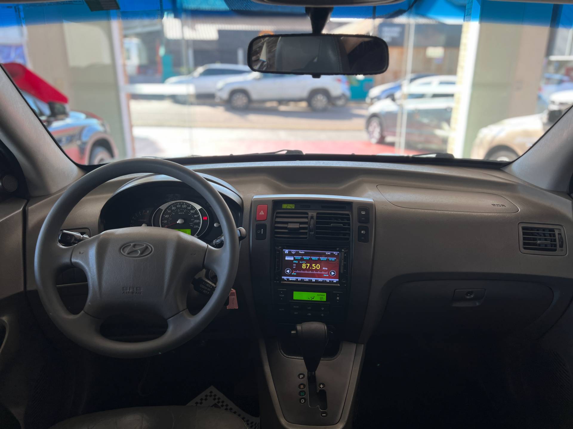 HYUNDAI TUCSON