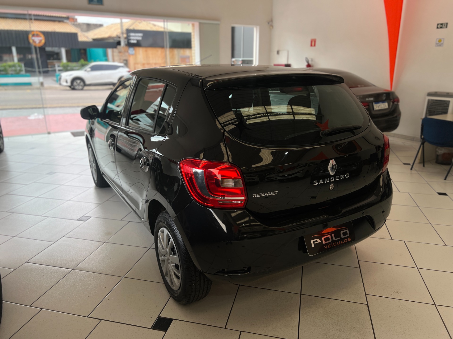 RENAULT SANDERO