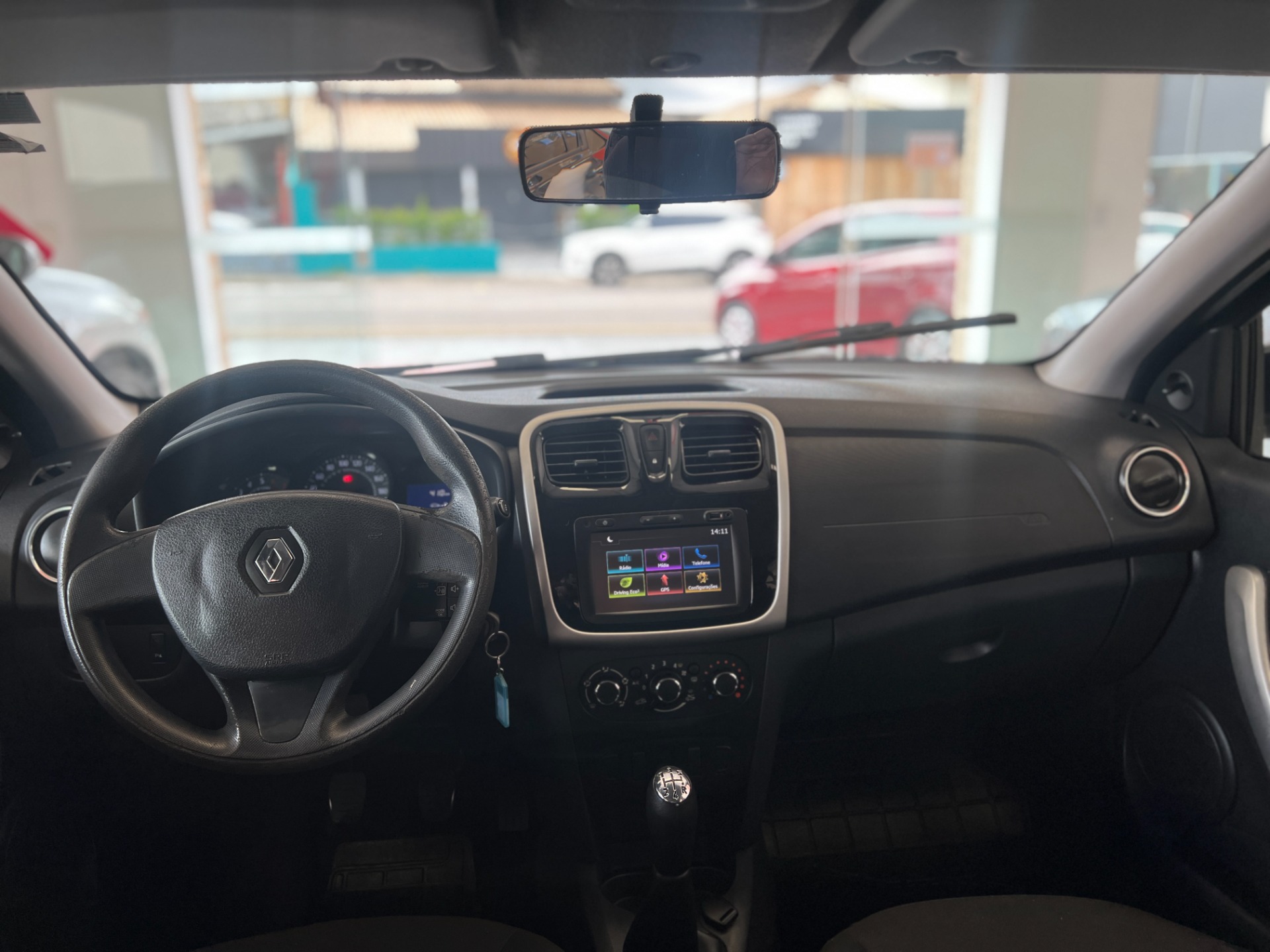 RENAULT SANDERO