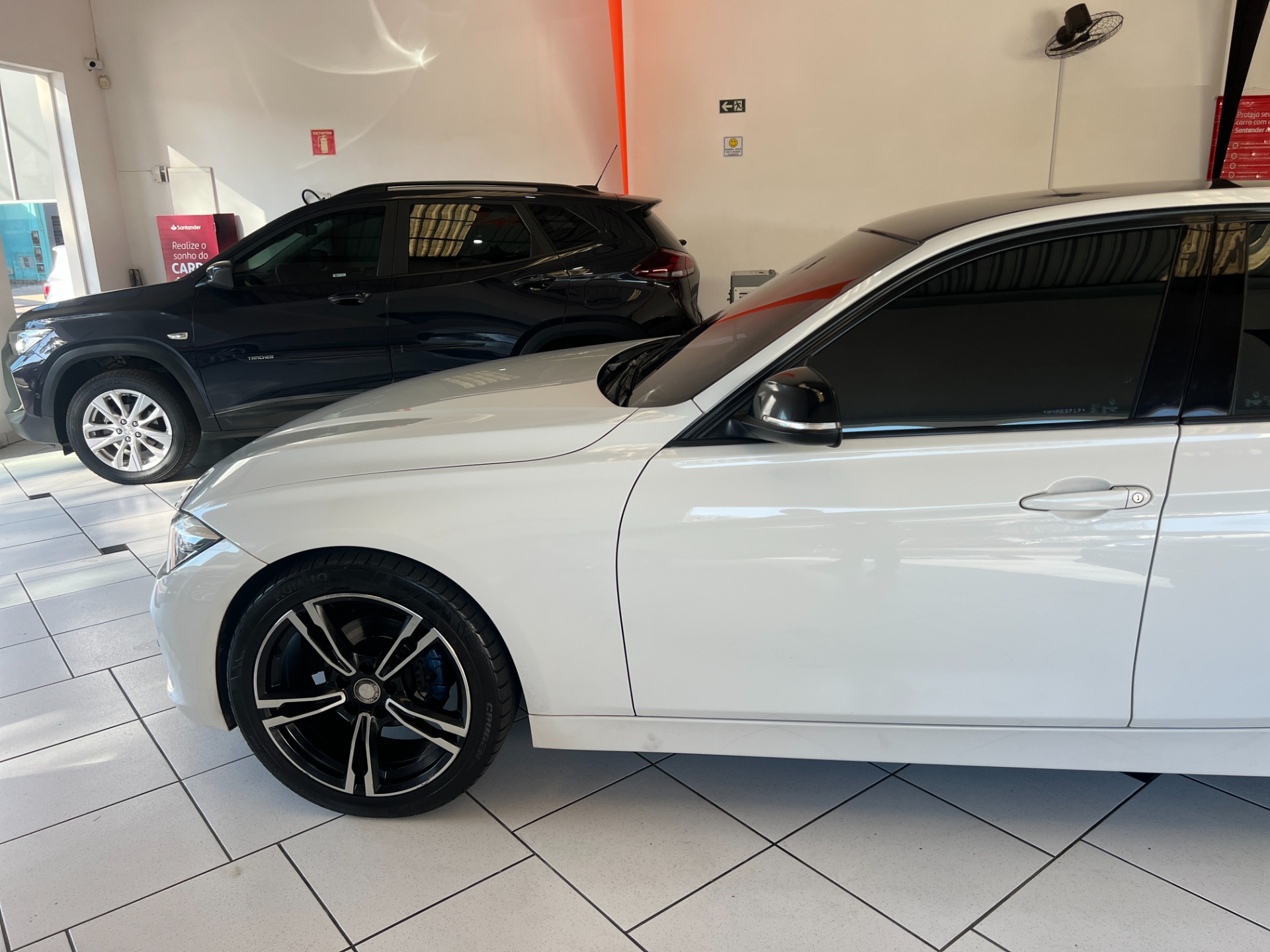 BMW 320i