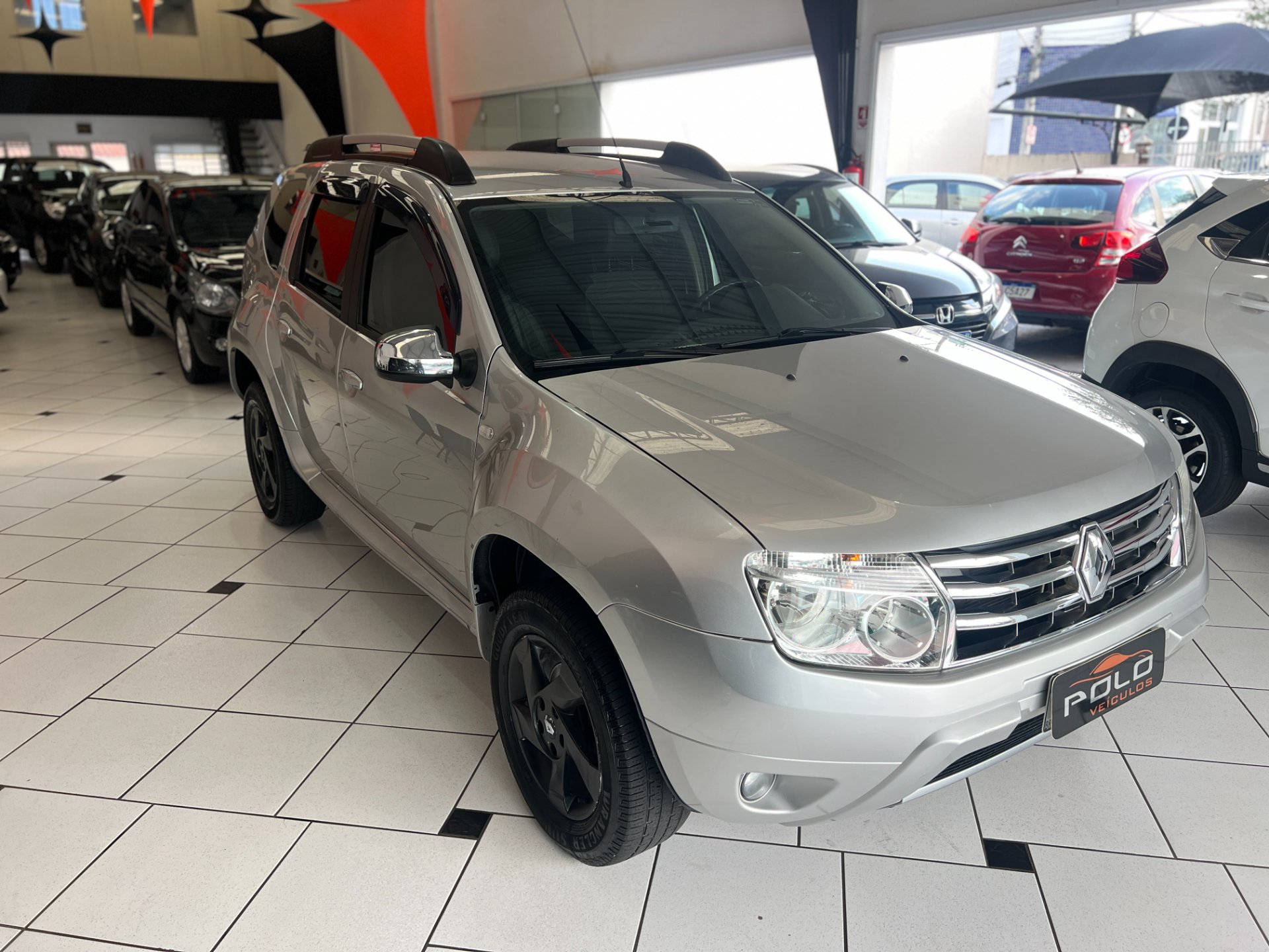 RENAULT DUSTER