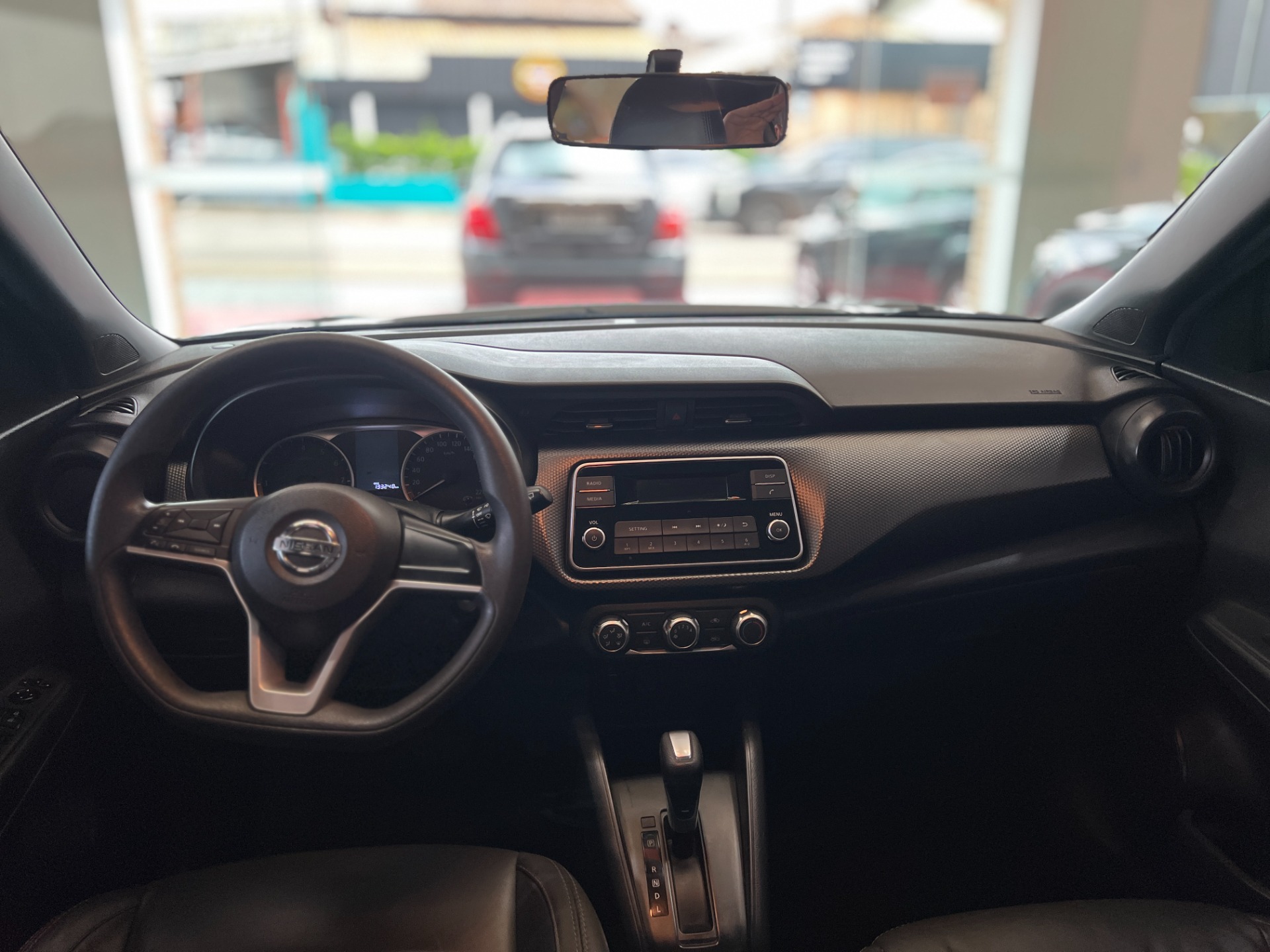 NISSAN KICKS
