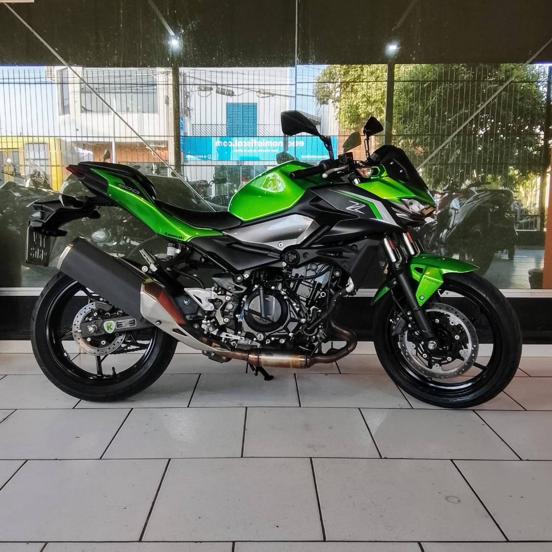 KAWASAKI Z500