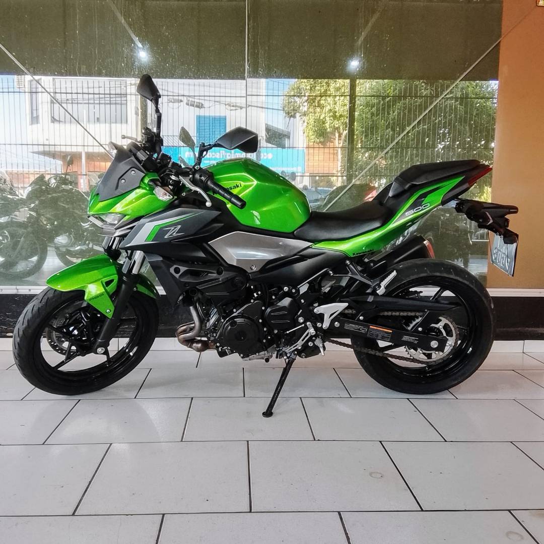 KAWASAKI Z500