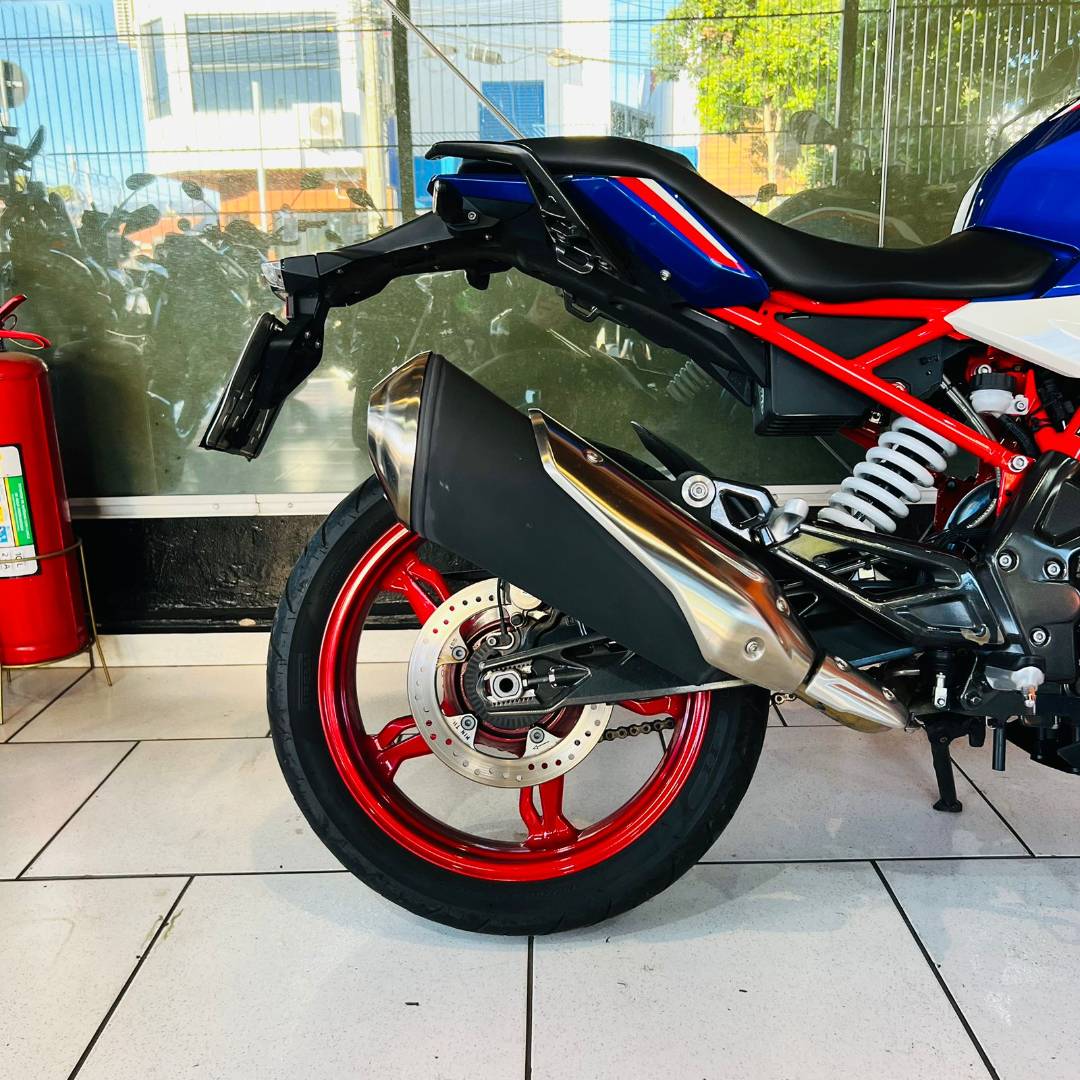 BMW G 310 R
