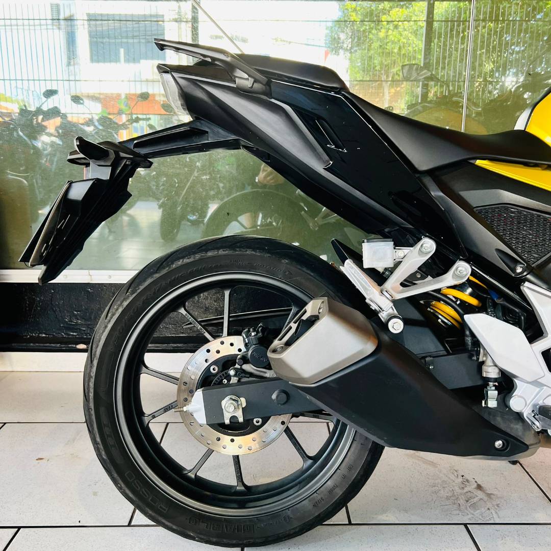 HONDA CB 300F TWISTER CBS