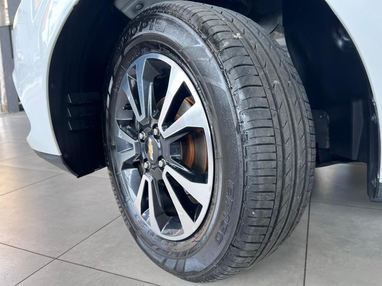 ONIX 1.4 MPFI LTZ 8V