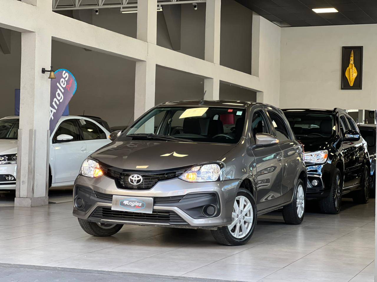 TOYOTA ETIOS