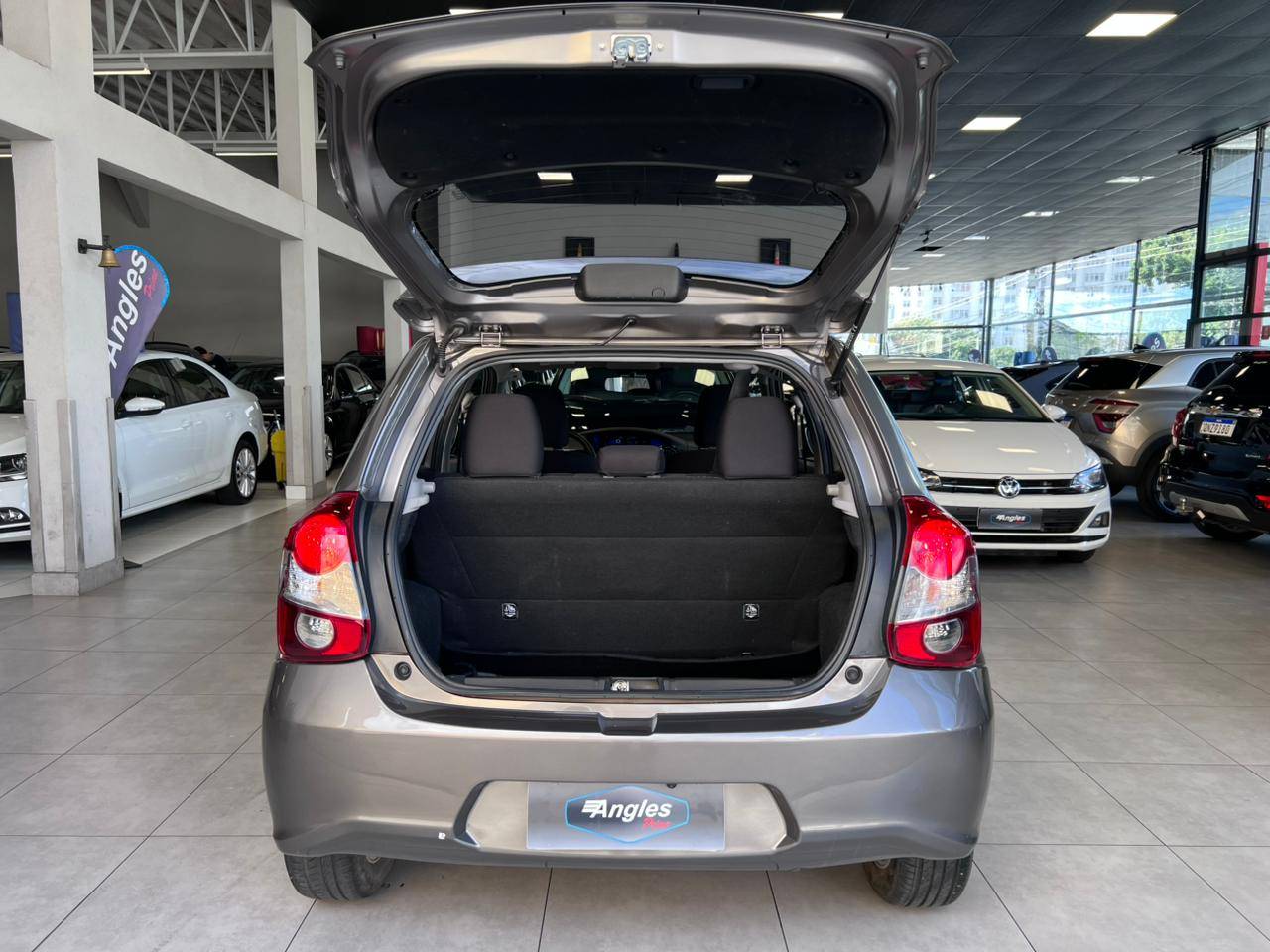 TOYOTA ETIOS