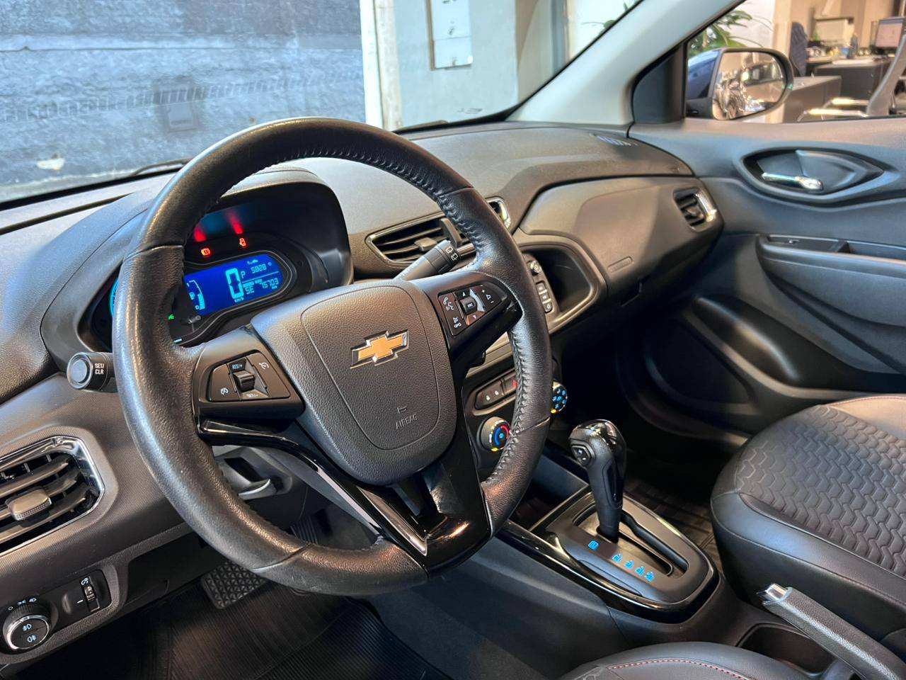 CHEVROLET ONIX