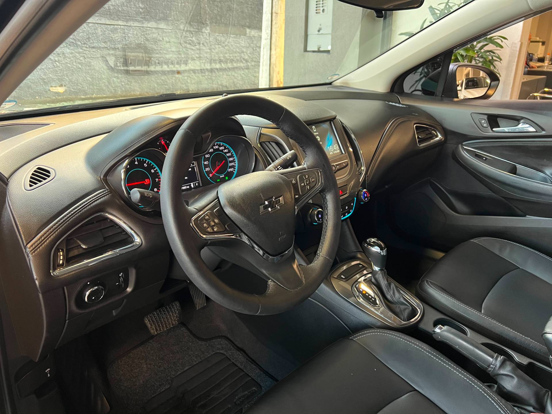 CHEVROLET CRUZE