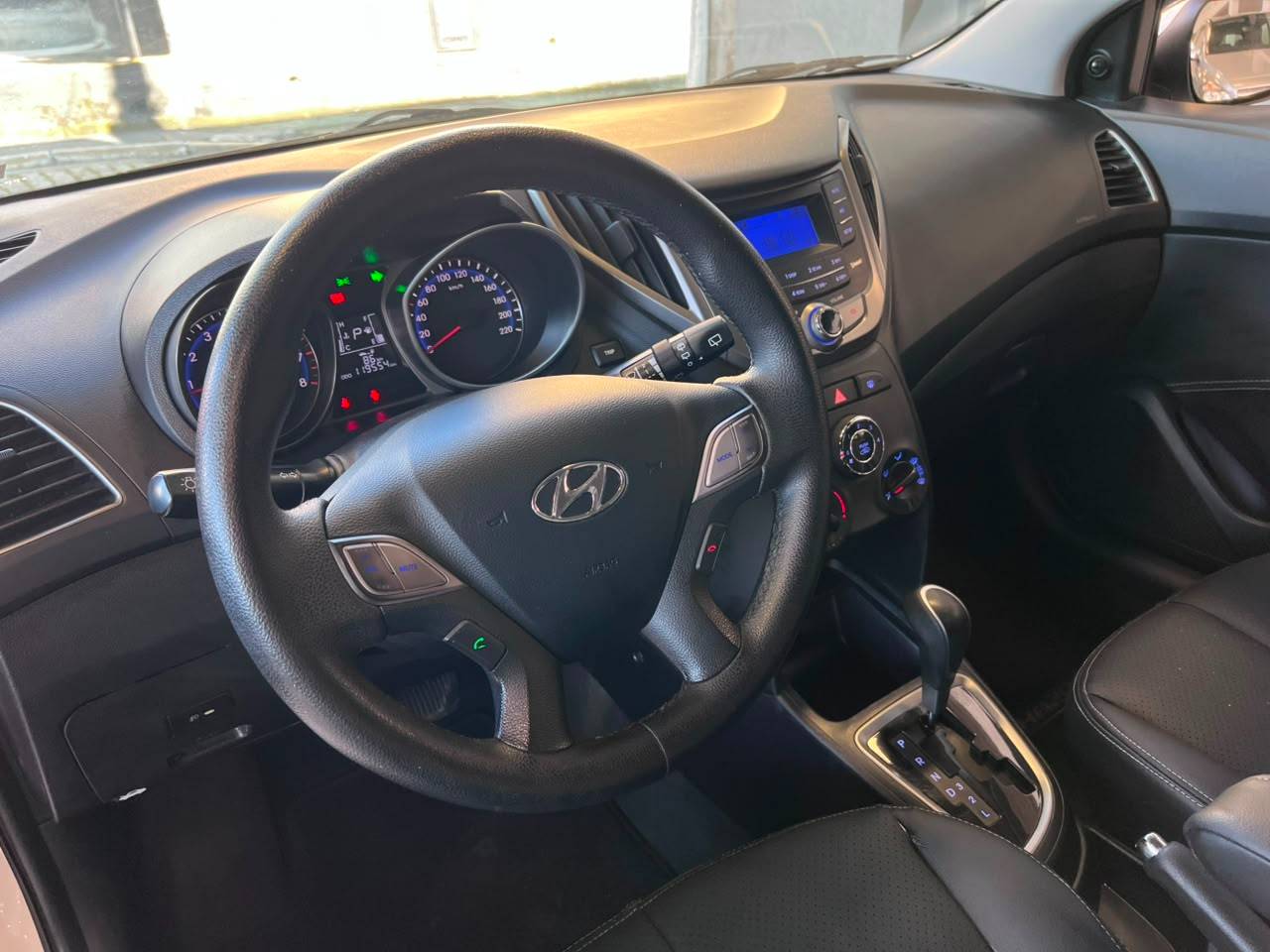 HYUNDAI HB20