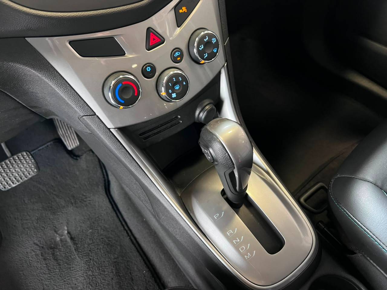 CHEVROLET TRACKER