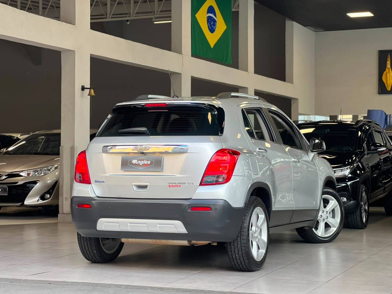 CHEVROLET TRACKER