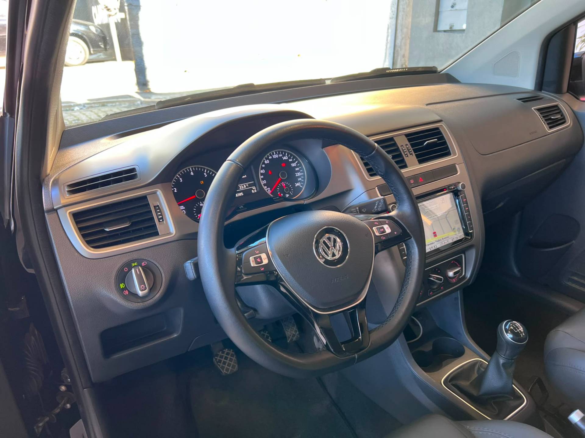 VOLKSWAGEN FOX
