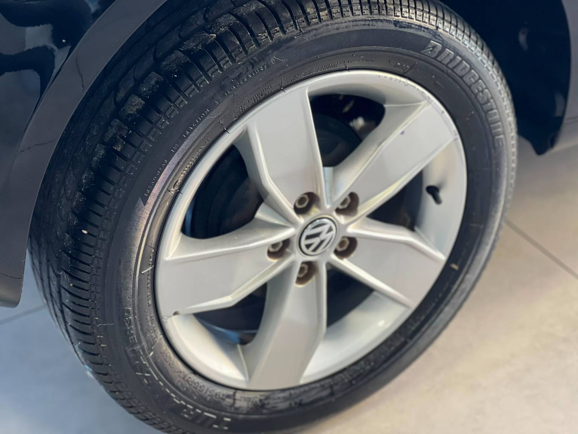 VOLKSWAGEN FOX