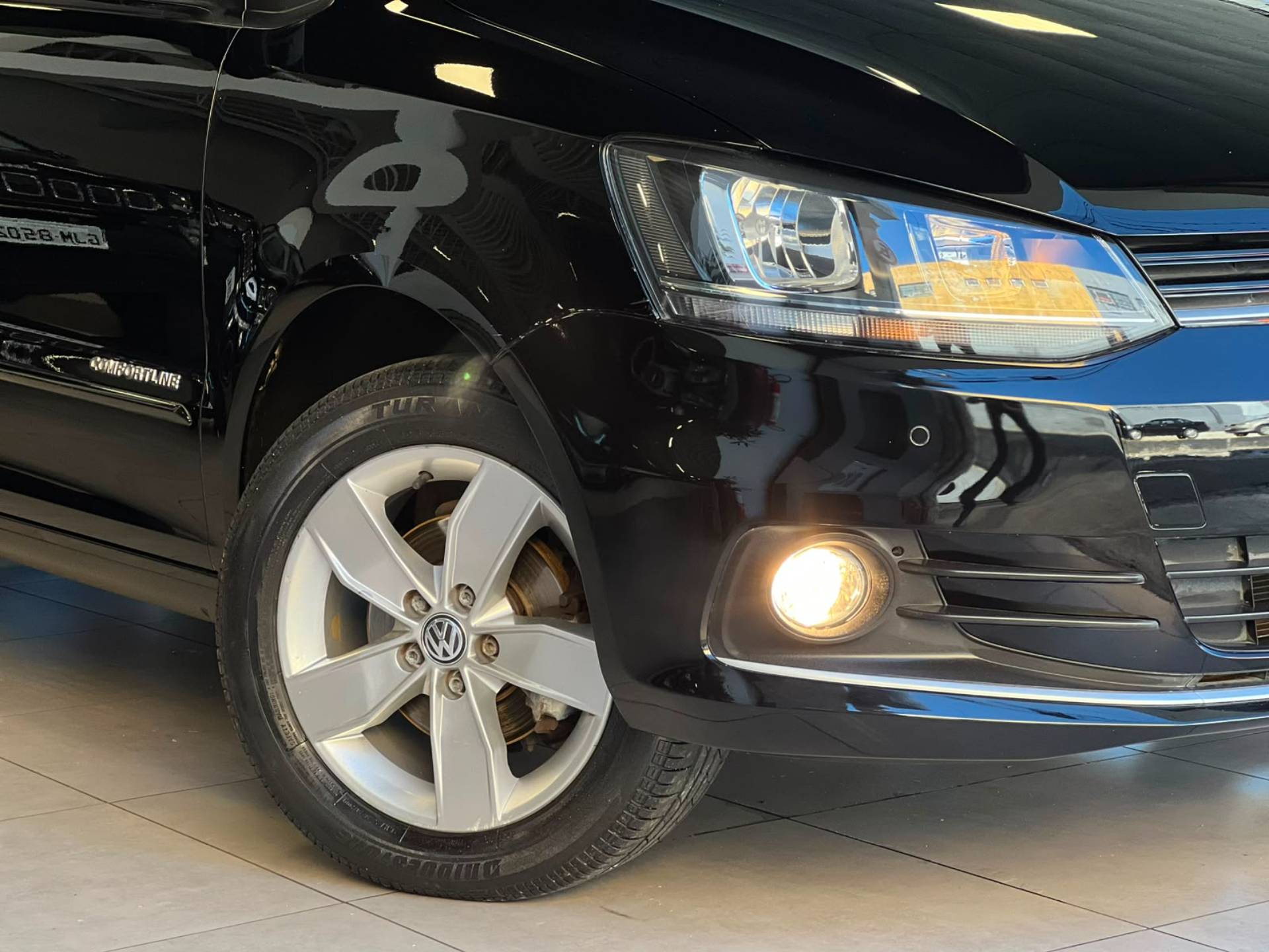 VOLKSWAGEN FOX