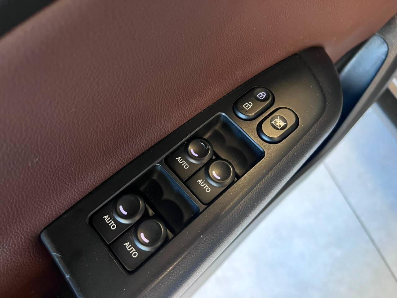 HYUNDAI HB20X