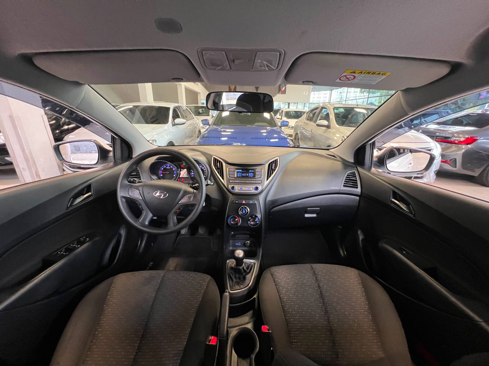 HYUNDAI HB20