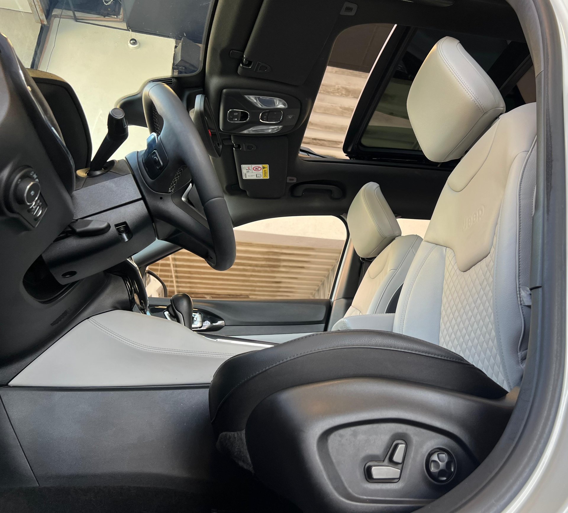 JEEP COMMANDER
