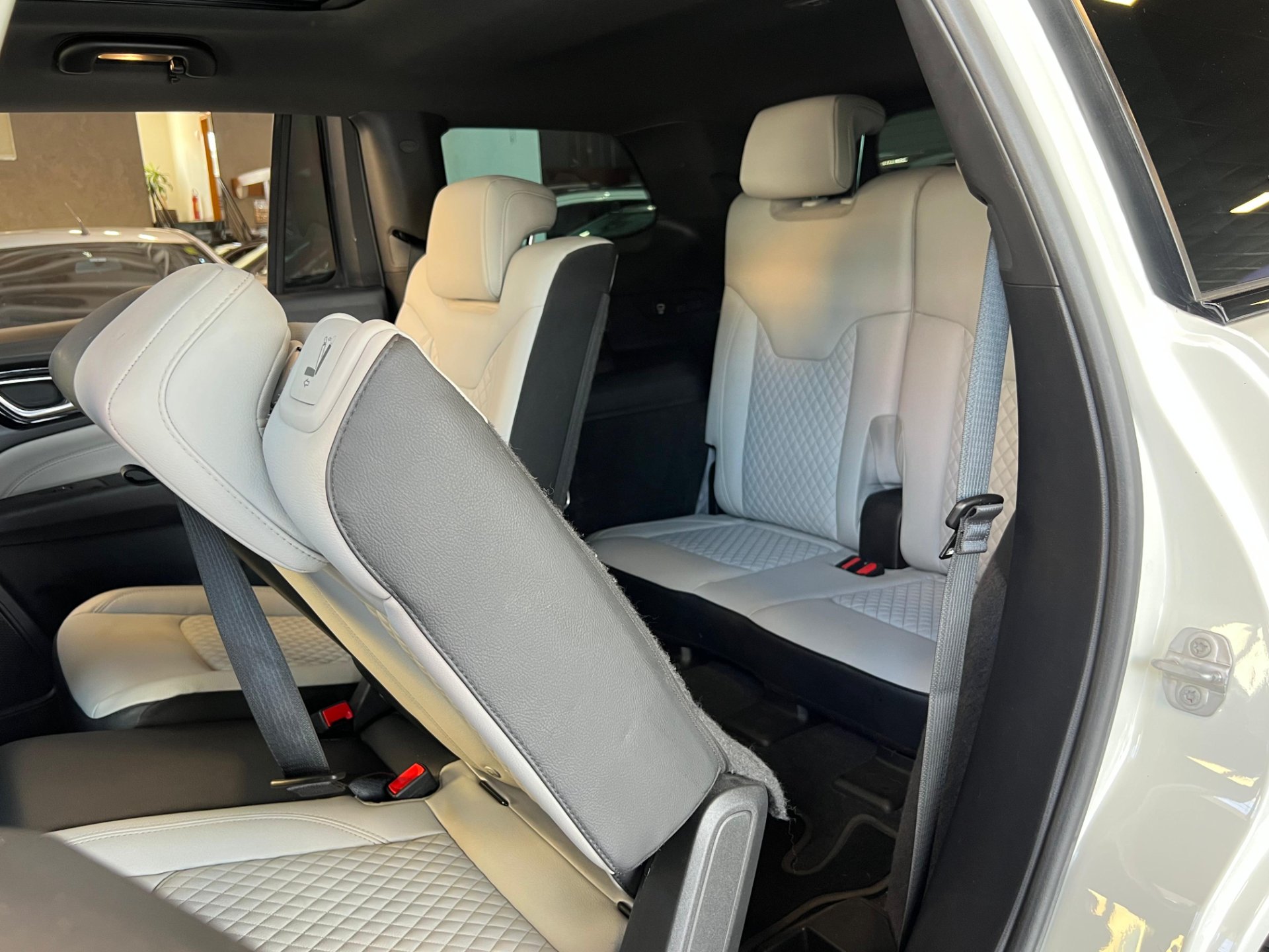 JEEP COMMANDER