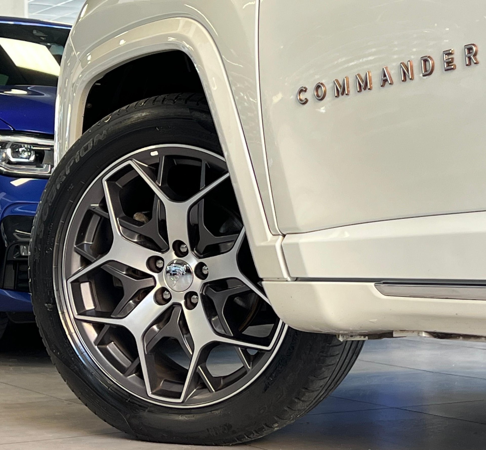 JEEP COMMANDER