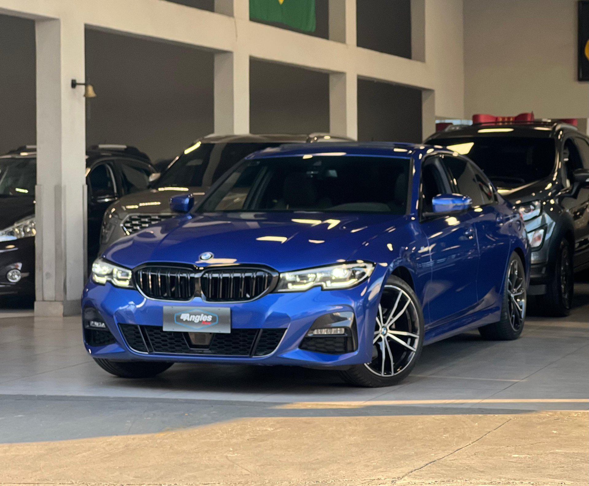 BMW 320i