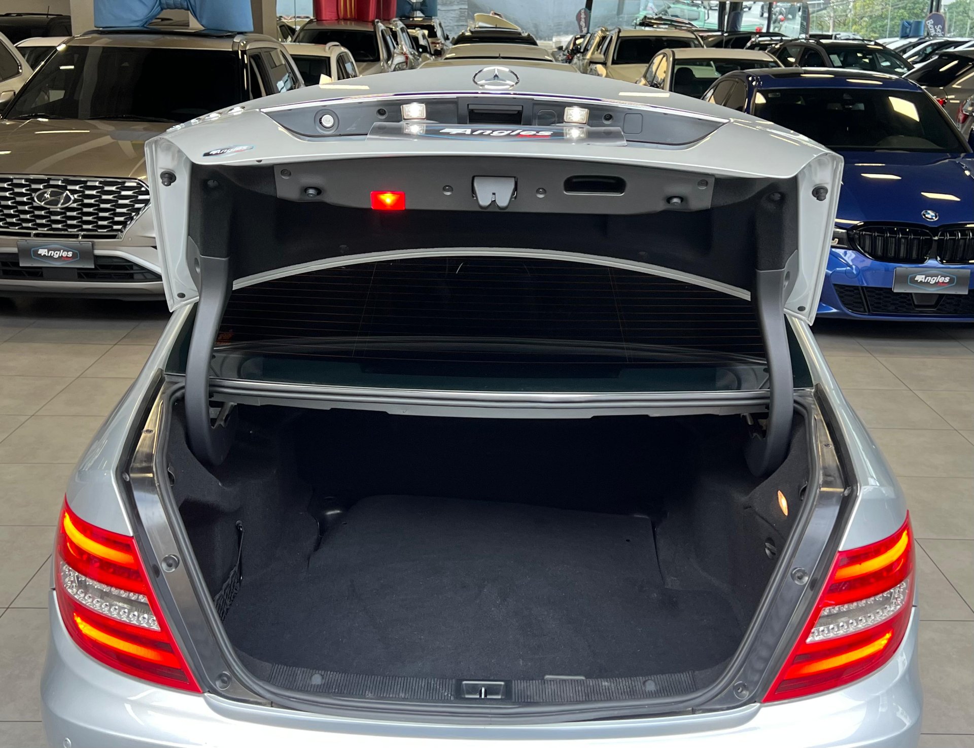 MERCEDES-BENZ C 180