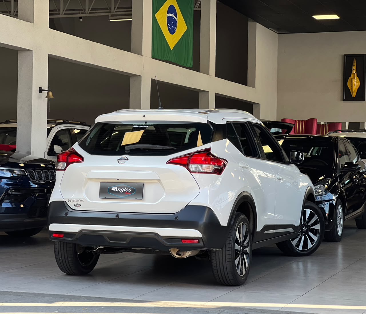 NISSAN KICKS