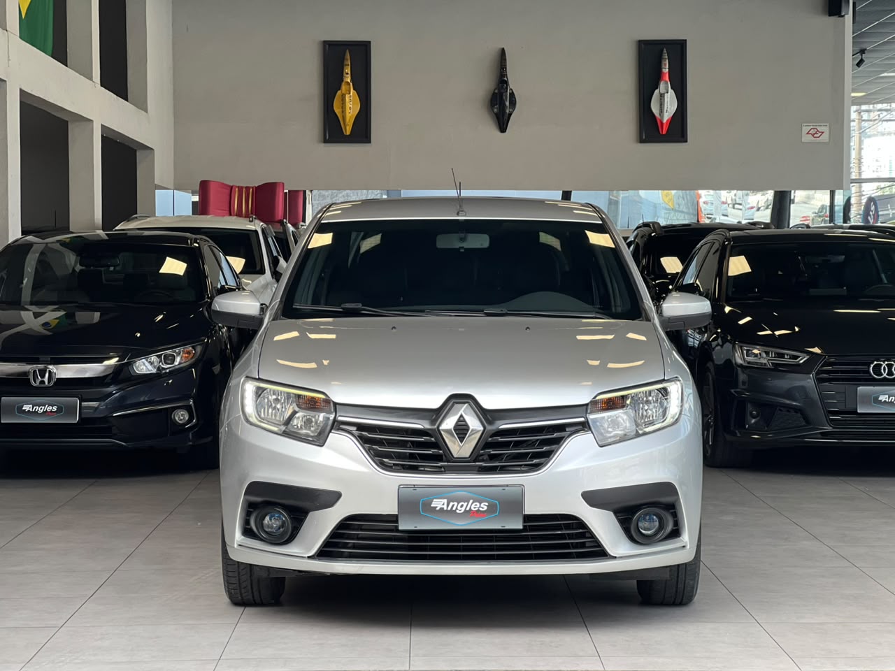 RENAULT LOGAN