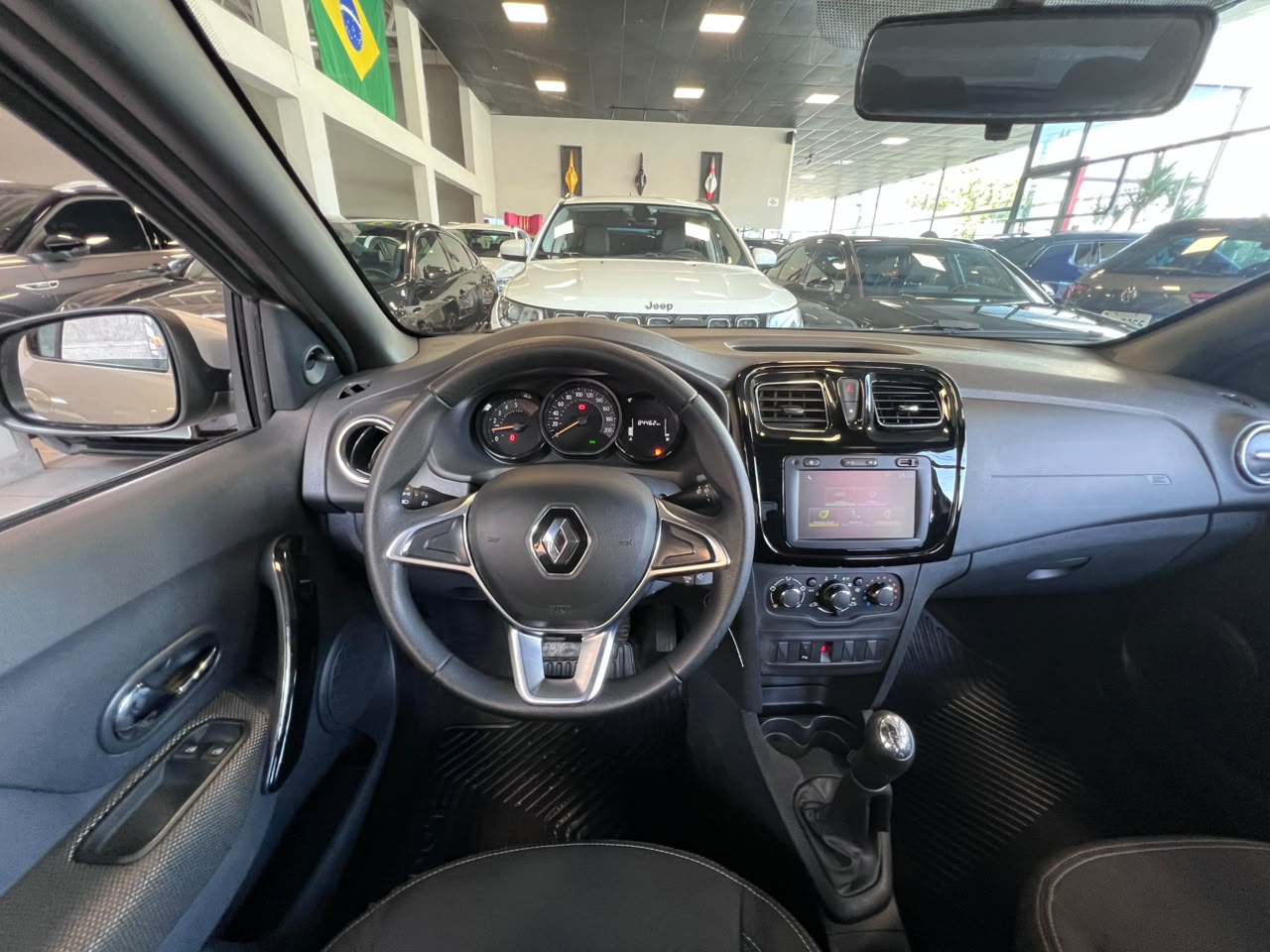 RENAULT LOGAN