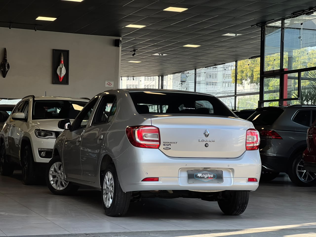 RENAULT LOGAN