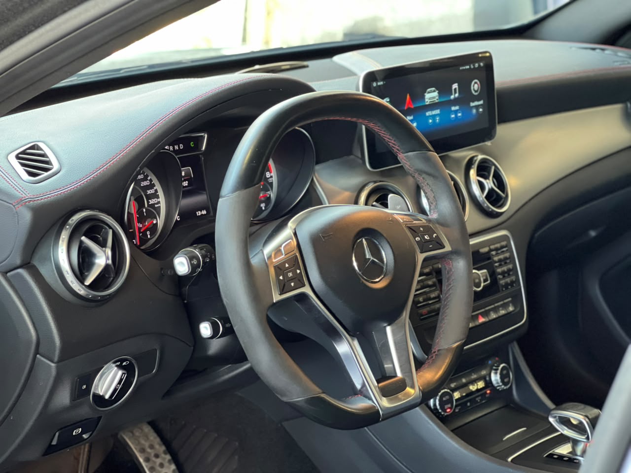 MERCEDES-BENZ GLA 45 AMG