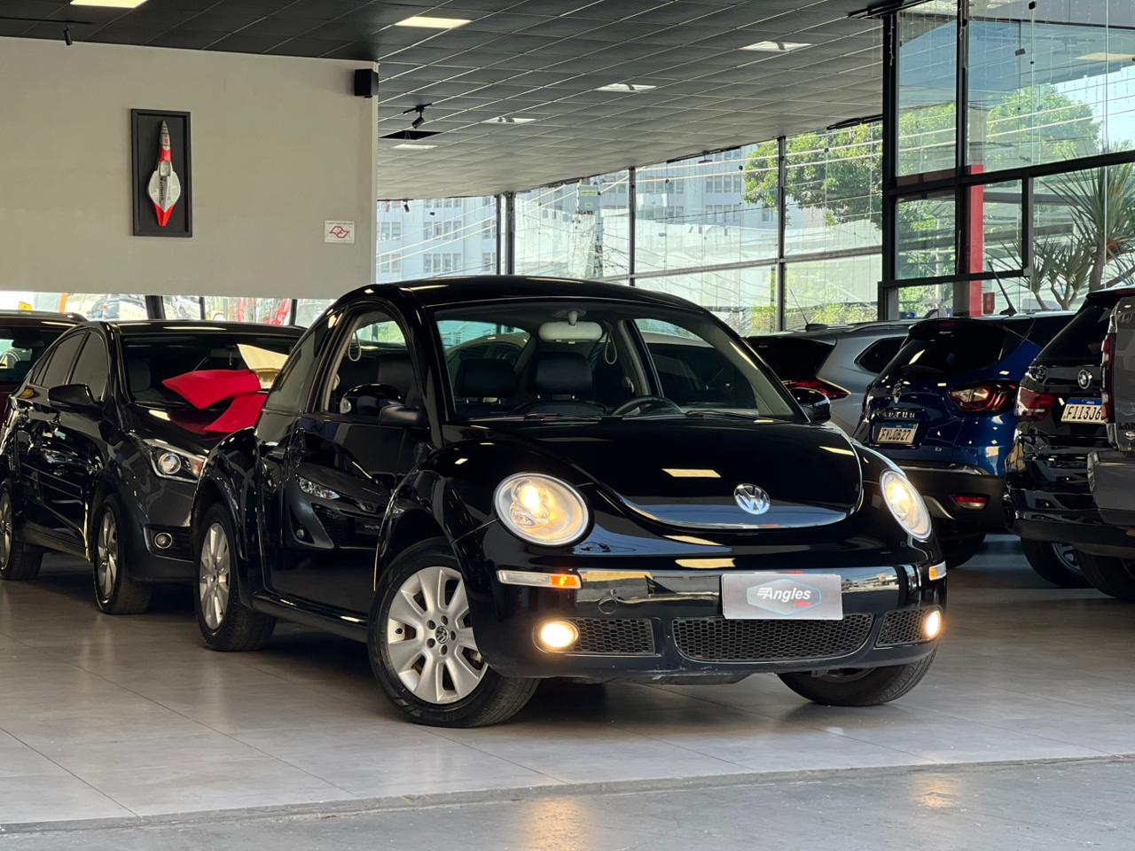 VOLKSWAGEN NEW BEETLE
