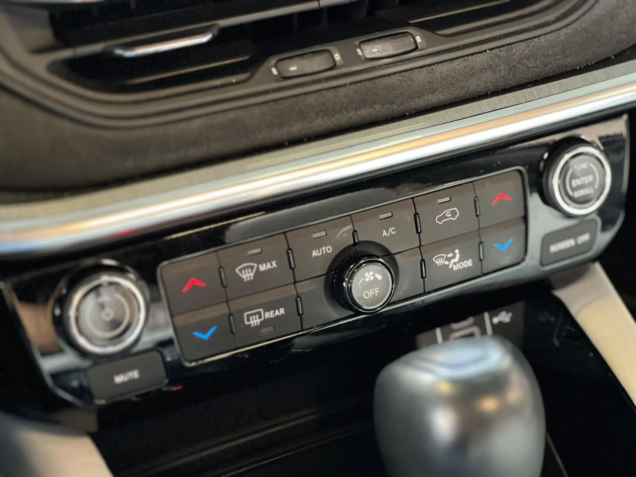 JEEP COMMANDER
