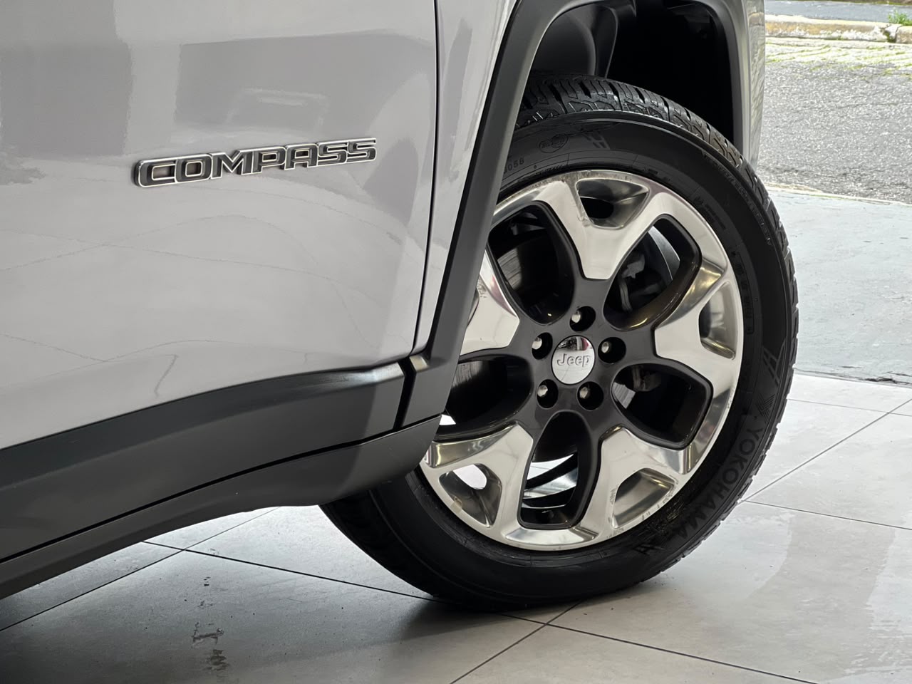 JEEP COMPASS