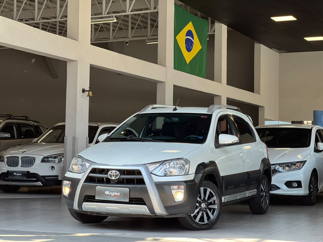 TOYOTA ETIOS CROSS